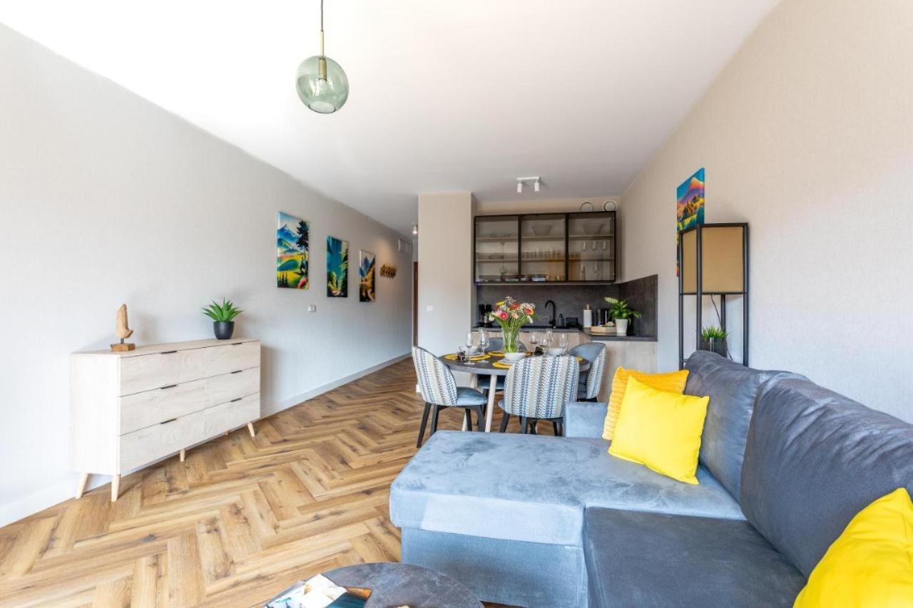 B3 Z Basenem, Sauna, Jacuzzi - 5d Apartment *