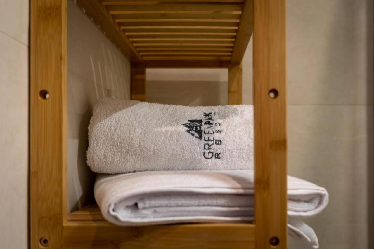 B3 Z Basenem, Sauna, Jacuzzi - 5d *